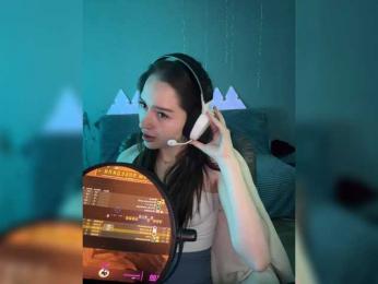 whiteTEA bongacams stream image