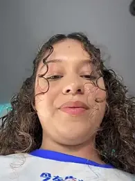 Shara_dreams stripchat stream image