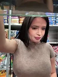 Sara_fun stripchat stream image