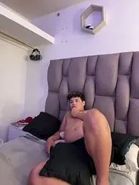 RexxaYBlade stripchat stream image