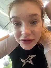 Honey___Hot stripchat stream image