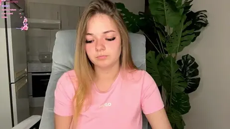 YaYaGirls stripchat stream image