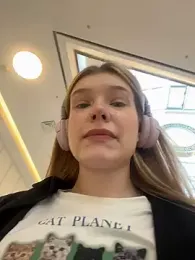 Honey___Hot stripchat stream image