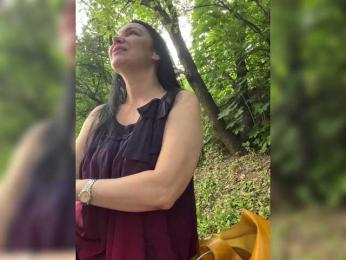 LouiseJenkin bongacams stream image