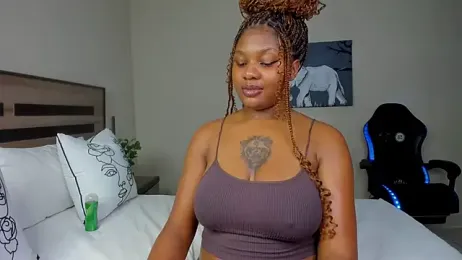 Renee-18 stripchat stream image