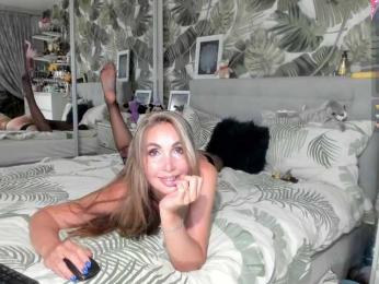 Aurora108 bongacams stream image