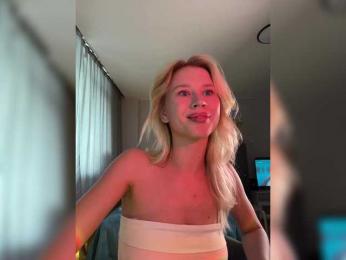 Sunlovv bongacams stream image