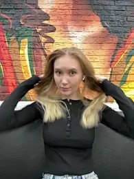 MariaTull stripchat stream image