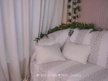 little_poetry chaturbate stream image