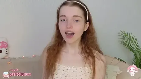 petiteluluxx stripchat stream image