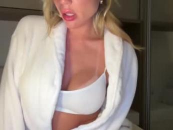 iiivy_ chaturbate stream image