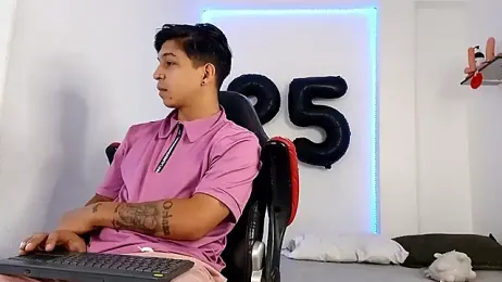 sophieandmarkls stripchat stream image