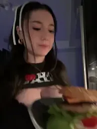 Victoria_Nova stripchat stream image