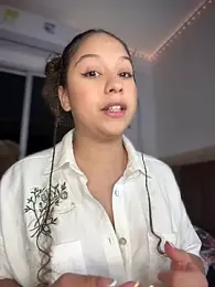 Shara_dreams stripchat stream image