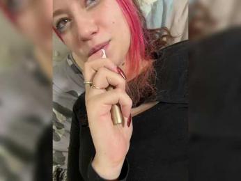 LuckyStar bongacams stream image