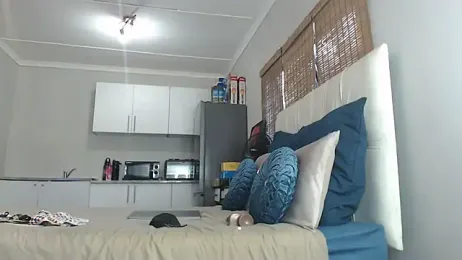 Melanin-Monroeee stripchat stream image