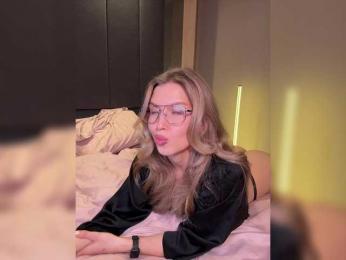 sweetpeach77 bongacams stream image