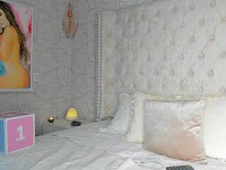 Stefy Flowers flirt4free stream image