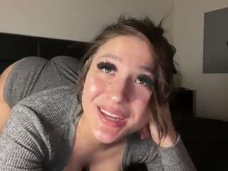 xokenziexo camsoda stream image