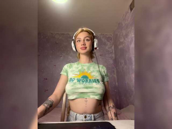 Ice-hot bongacams stream image