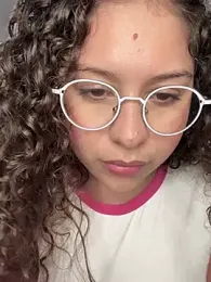 Shara_dreams stripchat stream image