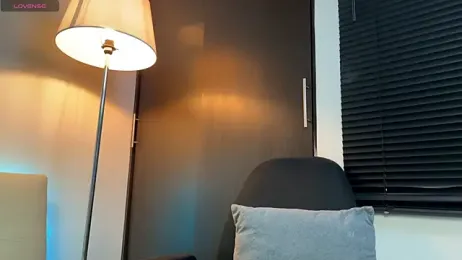 pretty_loly1 stripchat stream image