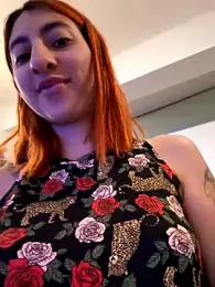 PurpleLinn stripchat stream image