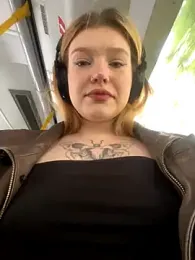 Honey___Hot stripchat stream image