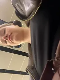 Honey___Hot stripchat stream image