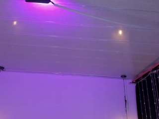 mia-kenner camsoda stream image