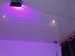 mia-kenner camsoda stream image