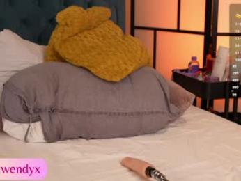 shiny_lily chaturbate stream image