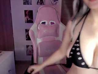 emilyhick camsoda stream image