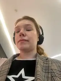 Honey___Hot stripchat stream image