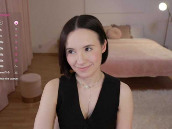 MissEssie bongacams stream image