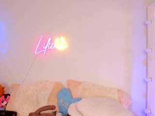 liliimoon camsoda stream image