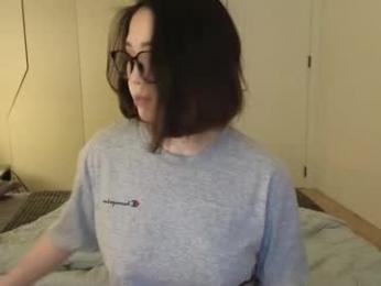 ki_mi chaturbate stream image