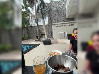 lean-lie bongacams stream image