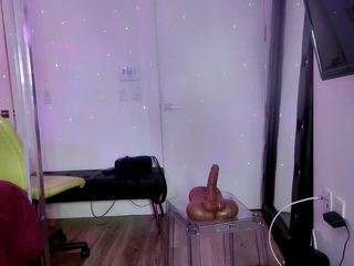 strellakat camsoda stream image