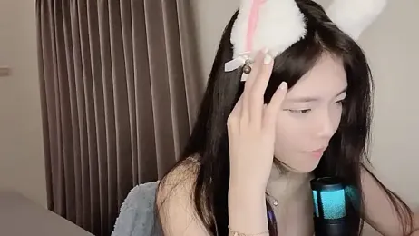 Qaz42799 stripchat stream image