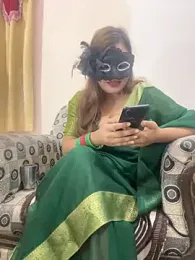 HoneyBearCpl stripchat stream image