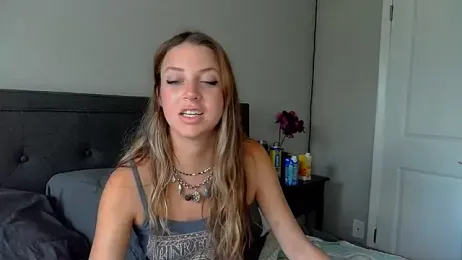 molly_witha_chance stripchat stream image