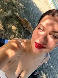 KikiWatson stripchat stream image