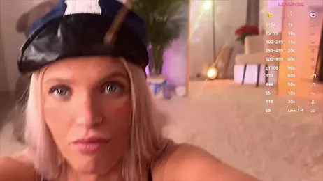 mikkixmeow stripchat stream image