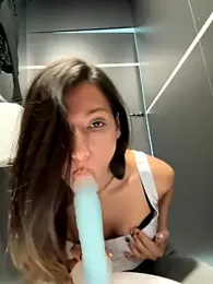 _MiaQueen_ stripchat stream image