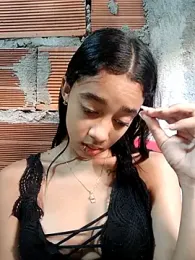 Zoe_Sweett18 stripchat stream image