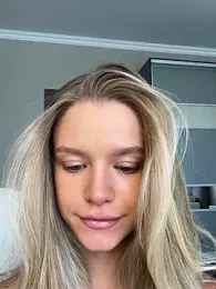 JessIsLove stripchat stream image