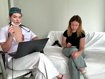 Nura_n_Sarah stripchat stream image