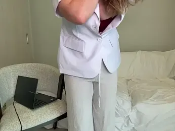 Nura_n_Sarah stripchat stream image