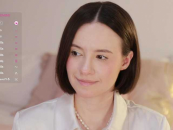 MissEssie bongacams stream image